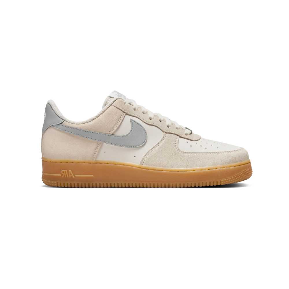 NIKE AIR FORCE